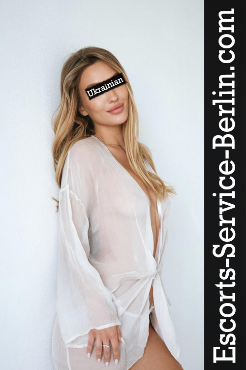 Skinny Escort Girl In Berlin