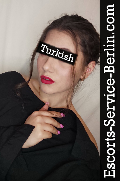Turkish Escort Girl In Berlin
