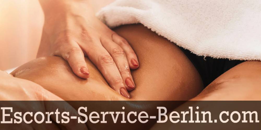 Butt Massage Escort Services in Berlin